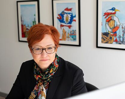Sylvia Galke - Rechtsanwältin und Steuerberaterin Sylvia Galke in ihrem Büro